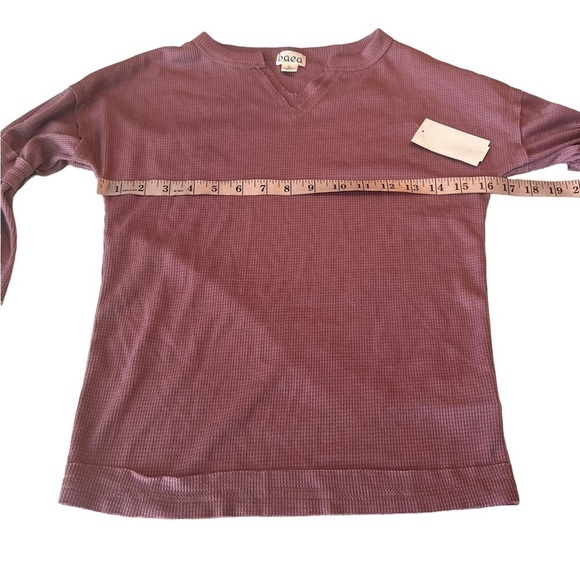 NEW BAEA Los Angeles Pink Waffle Knit Splitneck Pullover with Wide Sleeve NEW - Picture 8 of 16